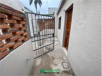 https://www.gallito.com.uy/apartamento-en-alquiler-ituzaingo-inmuebles-27510739