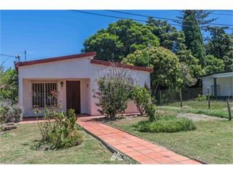 https://web5.gallito.com.uy/venta-de-casa-en-ph-dos-dormitorios-barros-blancos-inmuebles-27074152