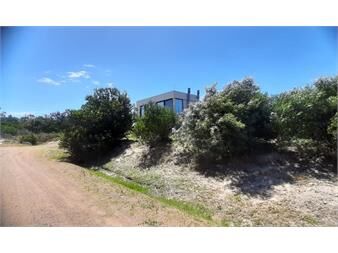 https://www.gallito.com.uy/venta-lote12en-complejo-privado-jaureguiberry-sur-inmuebles-26051888