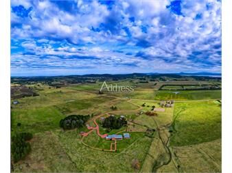 https://www.gallito.com.uy/hermosa-chacra-a-minutos-de-punta-del-este-inmuebles-25288959