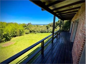 https://www.gallito.com.uy/alquiler-temporada-casa-3-dormitorios-punta-ballena-inmuebles-27639191