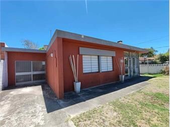 https://www.gallito.com.uy/venta-casa-en-salinas-sur-4-dor-cerca-de-la-playa-inmuebles-27074700