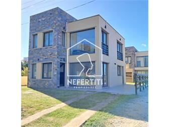 https://www.gallito.com.uy/casa-en-venta-3-dormitorios-a-100-metros-del-inmuebles-27128850