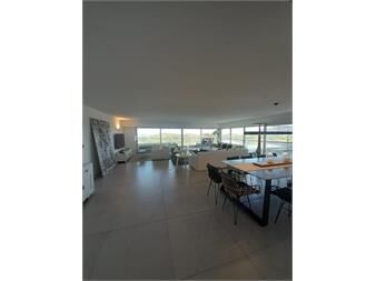 https://www.gallito.com.uy/brava-primera-linea-frente-al-mar-inmuebles-27473878
