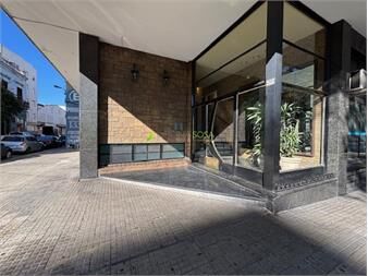 https://www.gallito.com.uy/oficina-sosa-sobre-libertador-y-asuncion-amplio-apartame-inmuebles-27540416