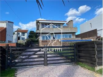 https://www.gallito.com.uy/casa-3-dormitorios-frente-al-mar-en-punta-fria-inmuebles-25668802