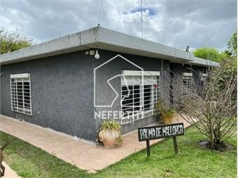 https://www.gallito.com.uy/venta-casa-3-dormitorios-apartamento-al-fondo-inmuebles-25069740