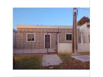 https://www.gallito.com.uy/se-vende-casa-y-apartamento-en-las-piedras-inmuebles-25992721