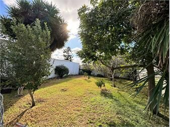 https://www.gallito.com.uy/venta-terreno-con-2-casas-en-un-padron-en-malvin-inmuebles-25522559