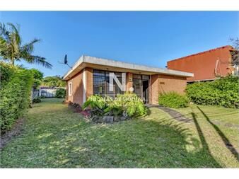 https://www.gallito.com.uy/vende-casa-de-3-dormitorios-en-las-delicias-inmuebles-25083089