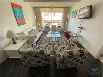 https://www.gallito.com.uy/en-venta-apartamento-2-dormitorios-sobre-calle-inmuebles-26125179