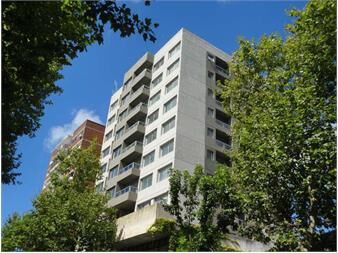 https://www.gallito.com.uy/apartamento-en-venta-en-el-centro-de-colonia-del-sacramento-inmuebles-27155944
