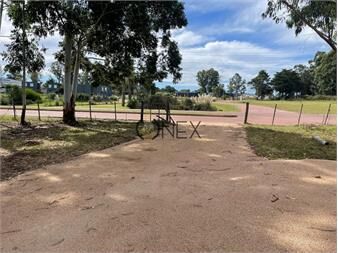 https://www.gallito.com.uy/venta-de-lotes-espectaculares-en-jrdines-del-inmuebles-27307338
