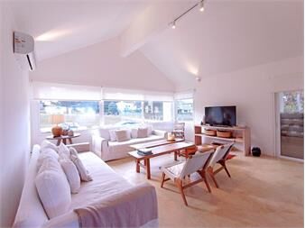 https://www.gallito.com.uy/casa-alquiler-5-dormitorios-josã©-ignacio-inmuebles-22376830