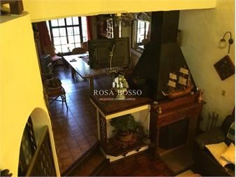 https://www.gallito.com.uy/hermosa-casa-con-piscina-cercada-ideal-para-inmuebles-21210990