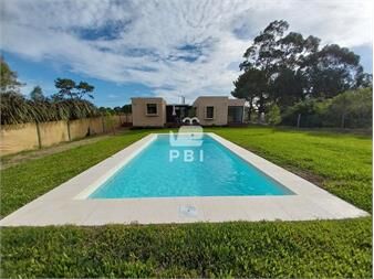 https://www.gallito.com.uy/alquiler-temporal-casa-4-dormiorios-club-del-lago-punta-ba-inmuebles-27662671