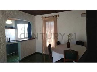 https://www.gallito.com.uy/venta-de-casa-con-gran-terreno-las-toscas-norte1cuadra-d-inmuebles-27369363