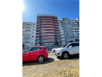 https://www.gallito.com.uy/rambla-de-malvin-piso-8-soleado-opcion-garaje-inmuebles-27666446