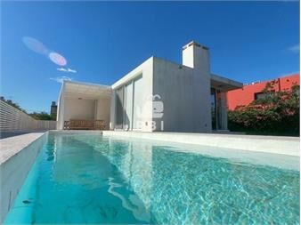 https://www.gallito.com.uy/alquiler-de-casa-de-2-dormitorios-en-tio-tom-punta-ballena-inmuebles-27666583