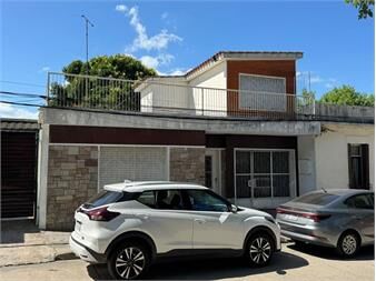 https://www.gallito.com.uy/venta-de-casa-en-pando-3-dormitorios-inmuebles-26503713