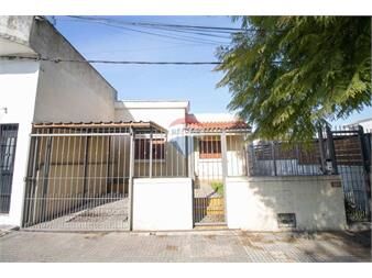 https://web5.gallito.com.uy/venta-casa-2-dormitorios-paso-molino-con-garaje-inmuebles-27666840