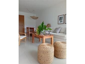 https://www.gallito.com.uy/moderno-apartamento-en-venta-de-1-dormitorio-en-inmuebles-27667193