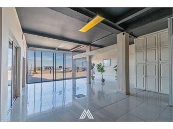 https://www.gallito.com.uy/venta-local-rambla-ideal-empresa-20-m-de-frente-inmuebles-27091425