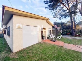 https://www.gallito.com.uy/vende-casa-de-3-dormitorios-en-pinares-punta-del-inmuebles-25043249