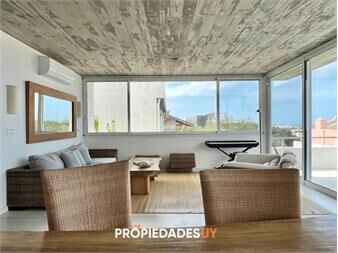 https://www.gallito.com.uy/casa-en-alquiler-de-verano-en-playa-bikini-inmuebles-27670494