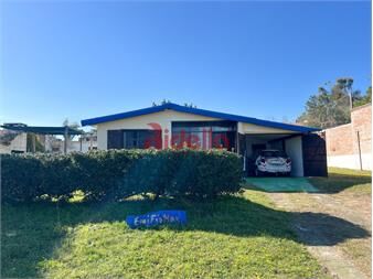 https://www.gallito.com.uy/venta-casa-frente-al-mar-en-punta-colorada-inmuebles-27666167