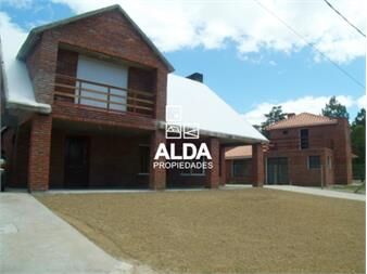 https://www.gallito.com.uy/casa-en-los-angeles-filo-ref-ca100606-inmuebles-20246493