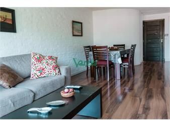 https://www.gallito.com.uy/venta-apartamento-haras-del-lago-3-dormitorios-y-inmuebles-27485184
