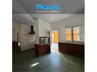https://web5.gallito.com.uy/casa-de-1-dormitorio-en-la-teja-con-garaje-y-parrillero-in-inmuebles-27674369