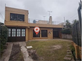 https://www.gallito.com.uy/casa-en-carrasco-3-dormitorios-garaje-parrillero-inmuebles-27683487