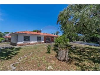 https://www.gallito.com.uy/casa-venta-el-pinar-2-dormitorio-gran-terreno-inmuebles-27378591