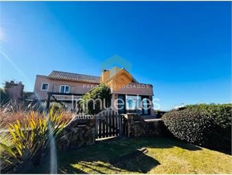 https://www.gallito.com.uy/preciosa-casa-en-montoya-a-metros-del-mar-muy-buenas-comod-inmuebles-25301254