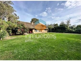 https://www.gallito.com.uy/venta-casa-seis-dormitorios-golf-punta-del-inmuebles-27212824
