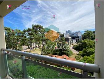 https://www.gallito.com.uy/venta-apartamento-2-dormitorios-av-roosevelt-del-inmuebles-27170066