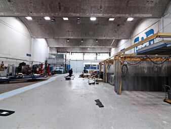 https://www.gallito.com.uy/930-m2-techados-cgran-calidad-arquitectonica-entero-inmuebles-12568342