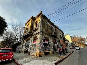 https://www.gallito.com.uy/venta-de-terreno-con-202-mts2-en-cordon-inmuebles-27900417