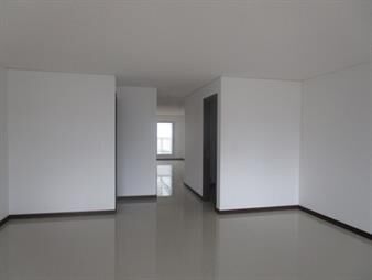 https://web5.gallito.com.uy/apto-se-alquila-ideal-para-oficinas-inmuebles-13812066