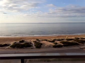 https://web5.gallito.com.uy/torres-del-plata-i-las-olas-del-mar-en-playa-brava-inmuebles-28036885