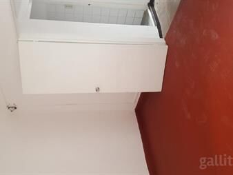 https://web5.gallito.com.uy/imperial-vende-apto-2-dorm-prox-rafael-eguren-y-gral-flores-inmuebles-15025498