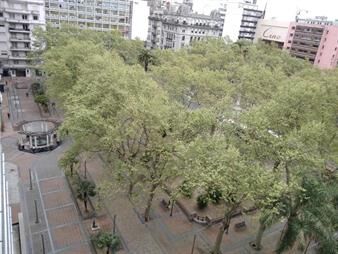 https://web5.gallito.com.uy/en-venta-aptos-frente-plaza-cagancha-inmuebles-18379277