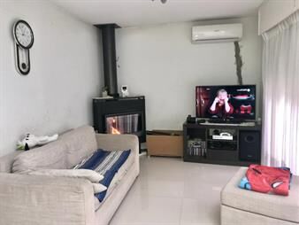 https://web5.gallito.com.uy/reservado-padron-unico-vende-inmuebles-17642389