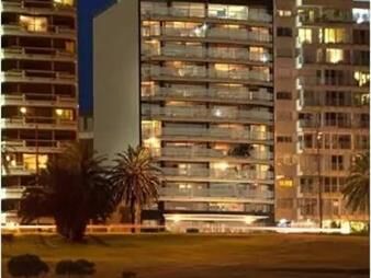 https://web5.gallito.com.uy/espectacular-apto-3-dorm-3-baños-3-garajes-puerto-buceo-inmuebles-19901058