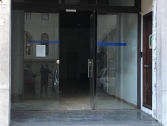 https://web5.gallito.com.uy/ampli-local-comercial-al-frente-en-ciudad-vieja-inmuebles-20150952