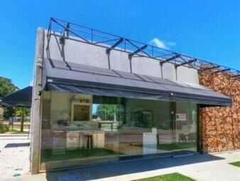 https://www.gallito.com.uy/venta-o-alquiler-local-en-solanas-punta-ballena-inmuebles-20166642