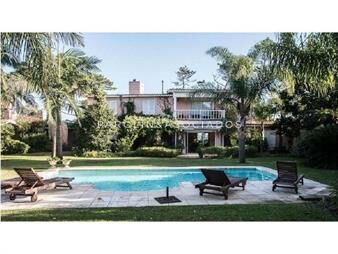 https://web5.gallito.com.uy/casa-en-punta-del-este-mansa-parolin-propiedades-ref417-inmuebles-16906135