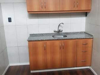 https://www.gallito.com.uy/imperial-vende-lindo-apto-con-renta-prox-l-a-de-herrera-inmuebles-21218163